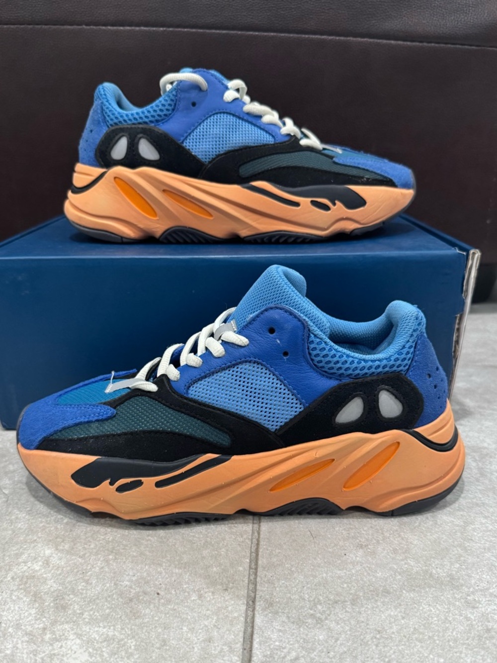 Size 6/7.5 Wmns- Yeezy 700 Bright Blue